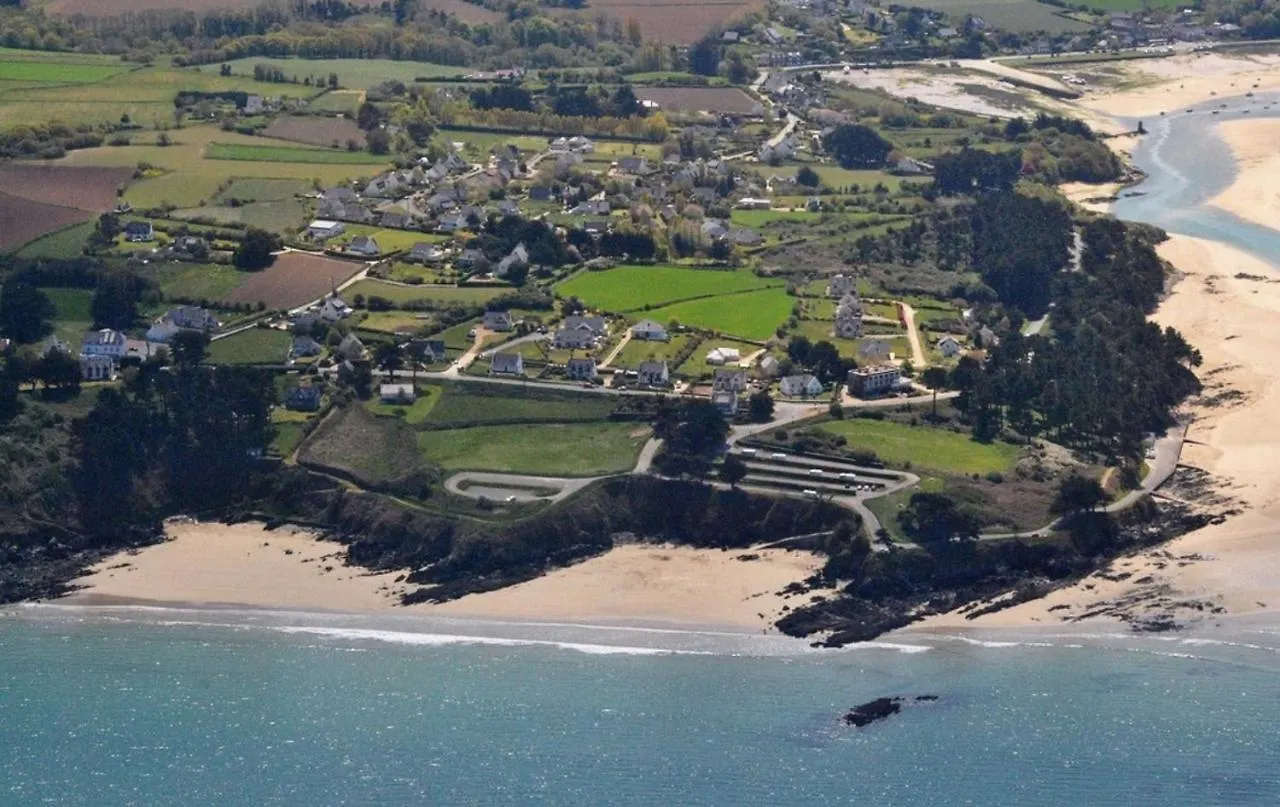 Campsite Les Hortensias Grande Tente Familiale Deux Chambres Et Sejour Vue Mer Sur Camping Nature Plestin-les-Greves France